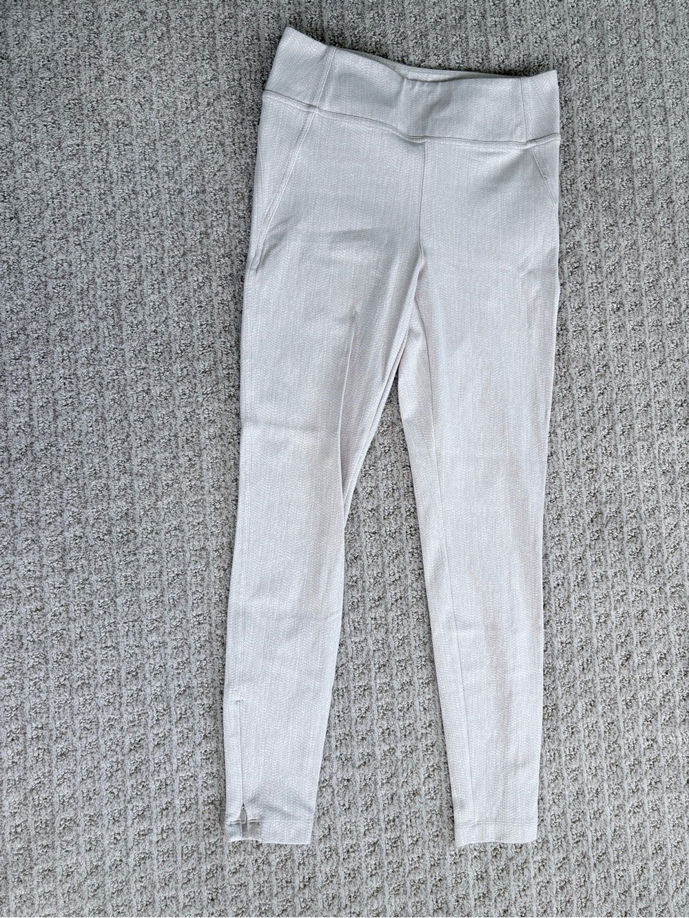 Athleta Light cream Womens 
Performance Leggings